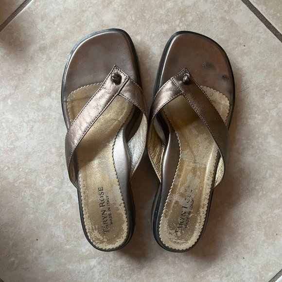 Two pairs of Taryn Rose Sandals - 37.5 (size 7) - Picture 2 of 7
